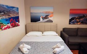 Acropolis Museum Family Apartment